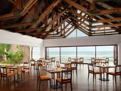 Le Meridien Barbarons 4*